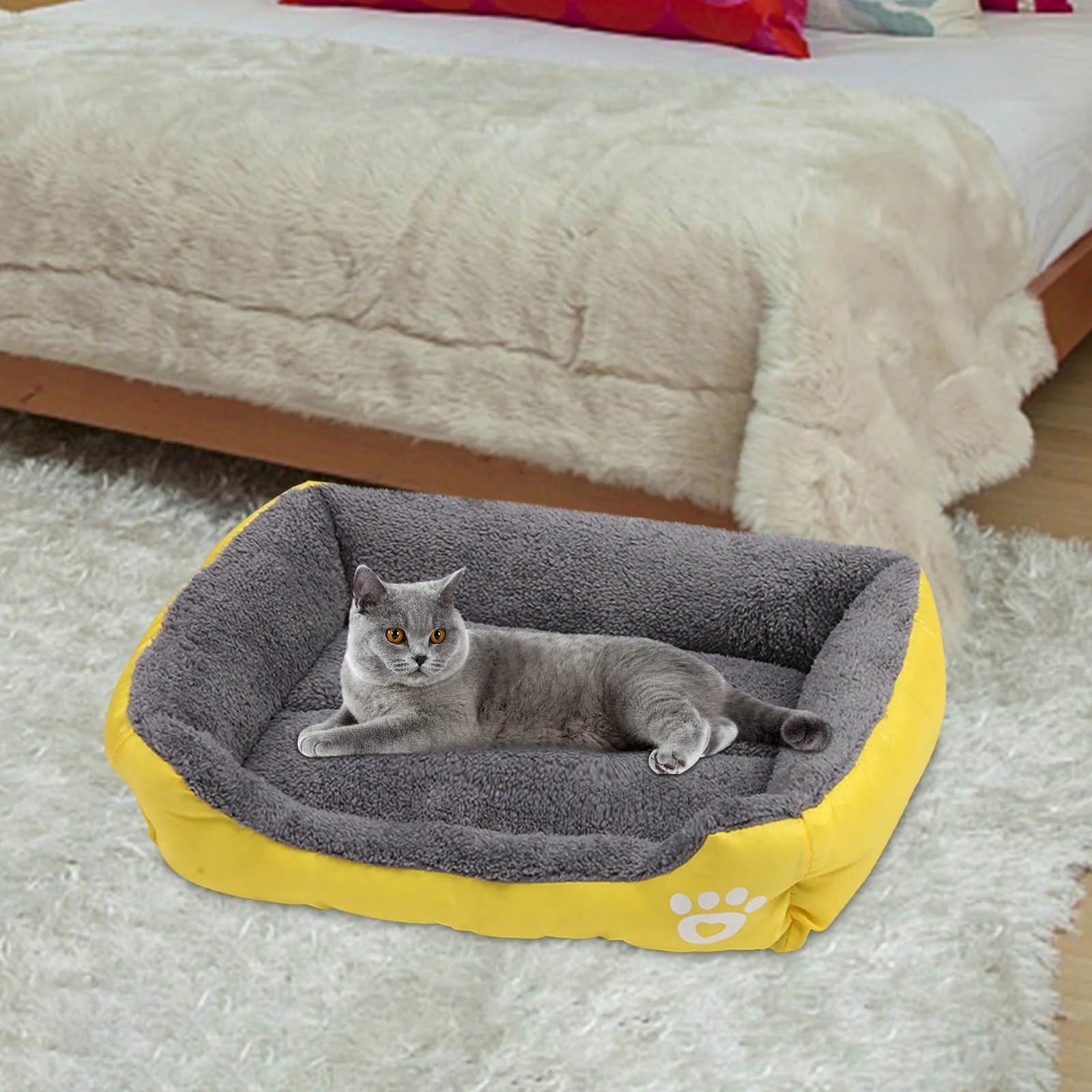 Small Dog Winter Warmth Pet Bed - Cozy Sleeping Solution for Your Pet